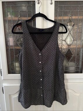GAP Women's Black Diamond-Print Button Front V-Neck Camisole